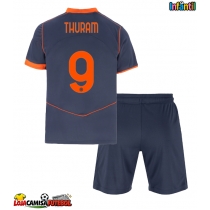 Camisa de Futebol Inter Milan Marcus Thuram #9 Equipamento Alternativo Infantil 2025-26 Manga Curta (+ Calças curtas)